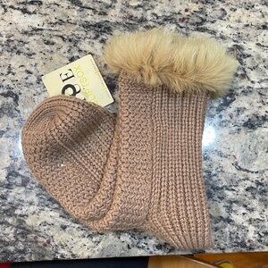 Fur Trimmed Slipper Sock Tan Casual